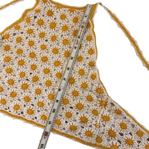 Forever 21 Yellow Sunflower Cropped Backless Knit Halter Top - Picture 5 of 10